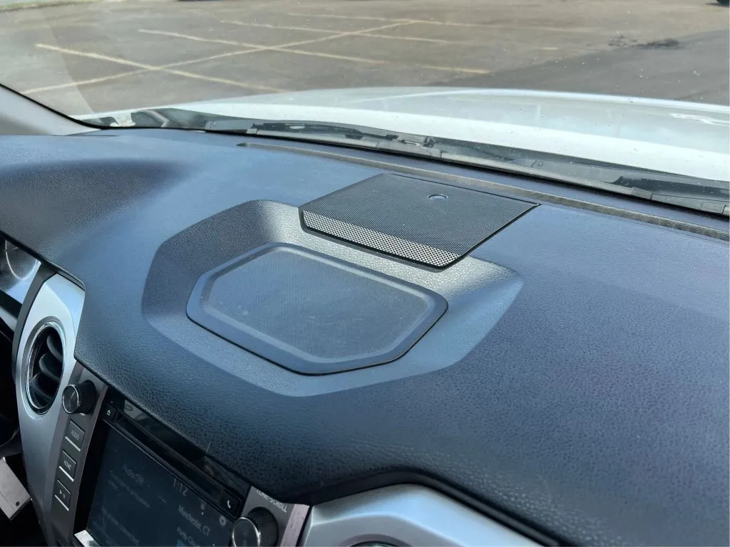 Toyota Tundra photo 38
