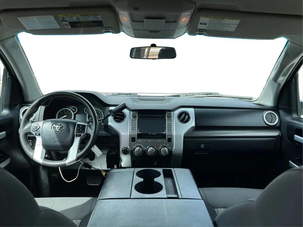 Toyota Tundra photo 36