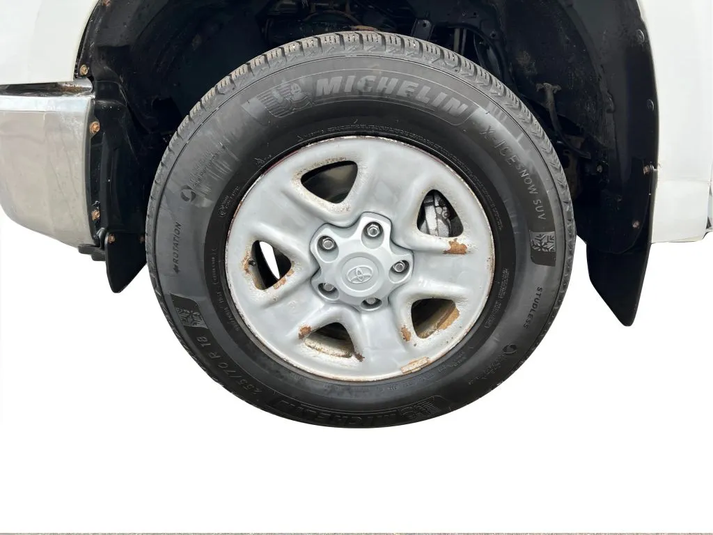 Toyota Tundra photo 31