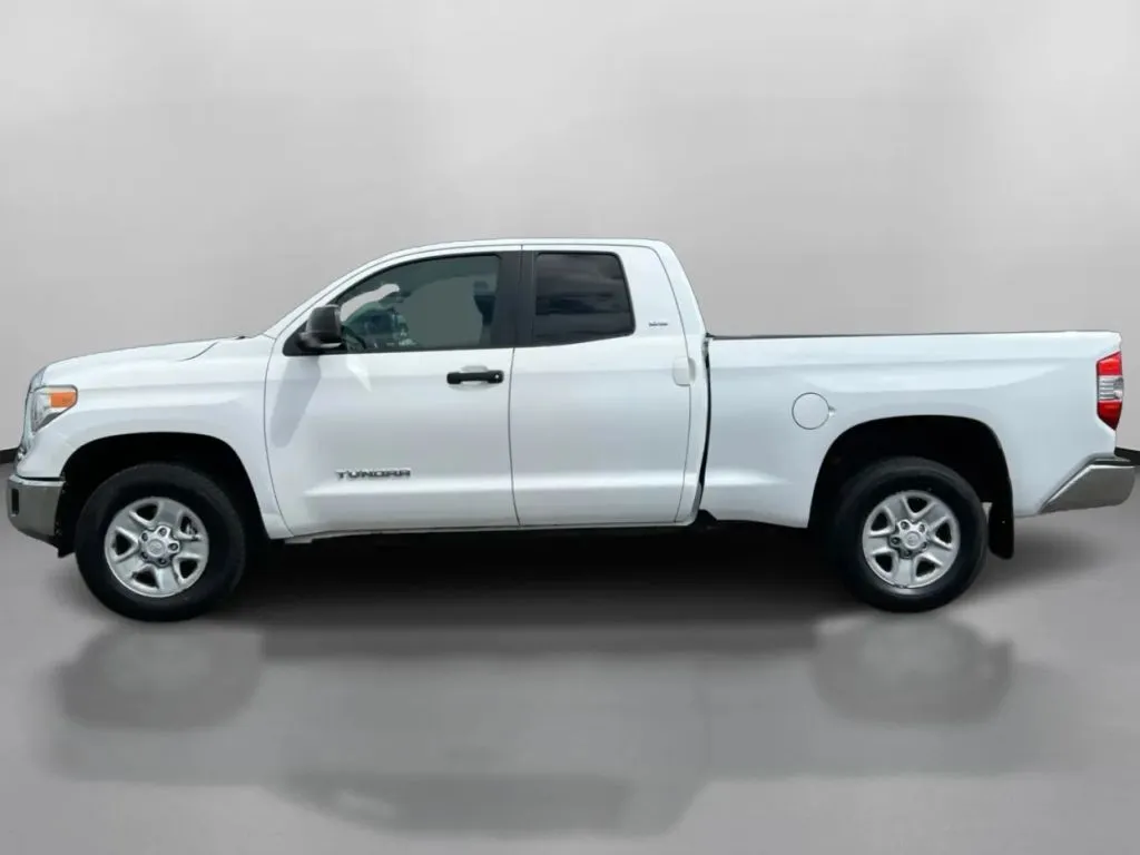 Toyota Tundra photo 15