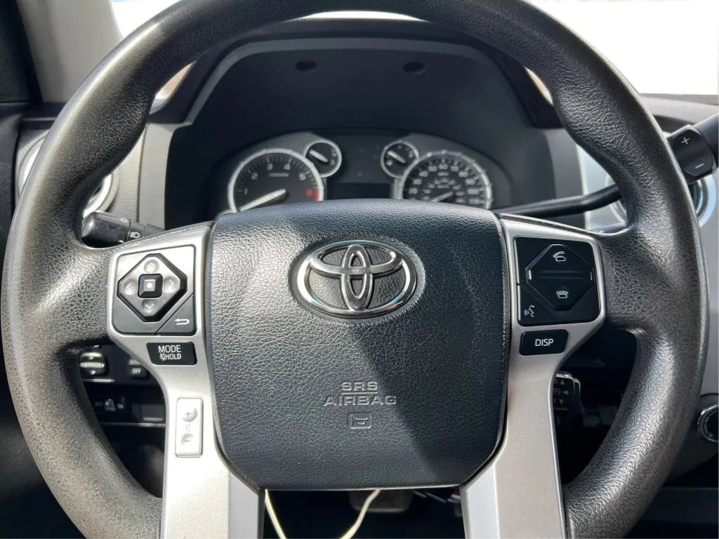 Toyota Tundra photo 22