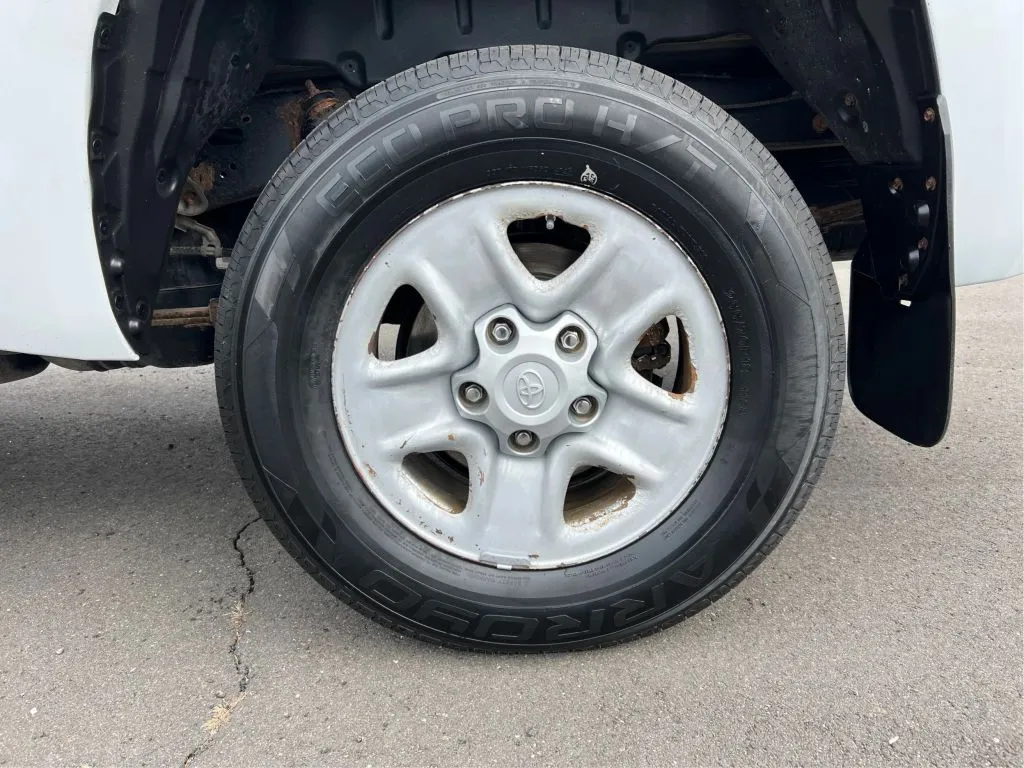 Toyota Tundra photo 30