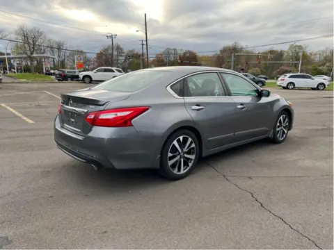 More photos of 2016 Nissan Altima 2.5 SR Sedan 4D at Drivemax, CT