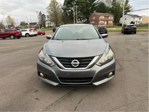 Photos of 2016 Nissan Altima 2.5 SR Sedan 4D for sale in Manchester, CT at Drivemax