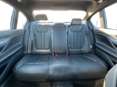 More photos of 2019 BMW 7 Series 740i xDrive Sedan 4D at Drivemax, CT