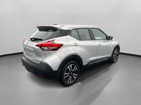 More photos of 2020 Nissan Kicks SR Sport Utility 4D at Drivemax, CT