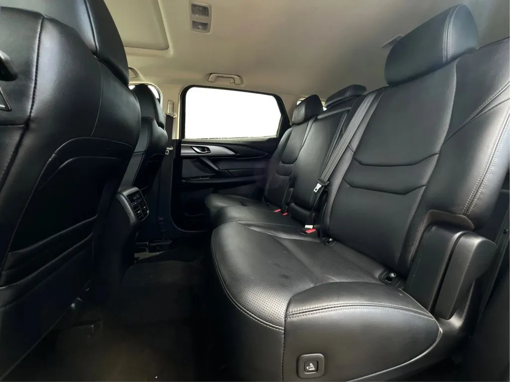 2023 Mazda CX-9 Touring Plus - Photo 17