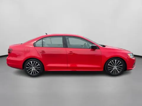 More photos of 2016 Volkswagen Jetta 1.8T Sport Sedan 4D at Drivemax, CT