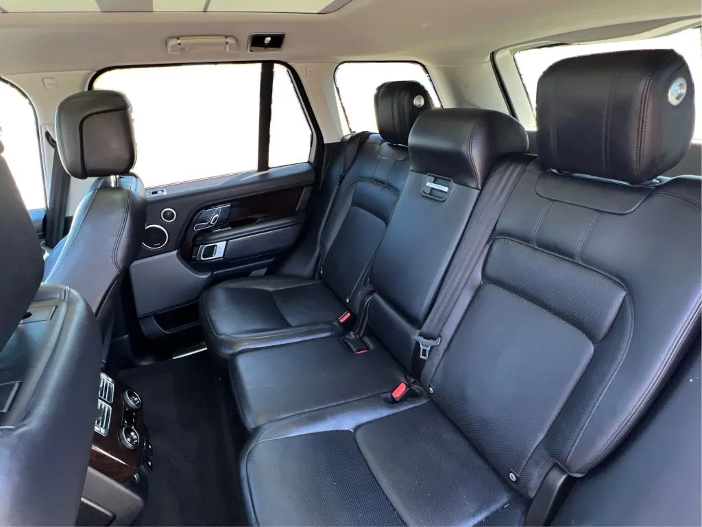 Land Rover Range Rover photo 17