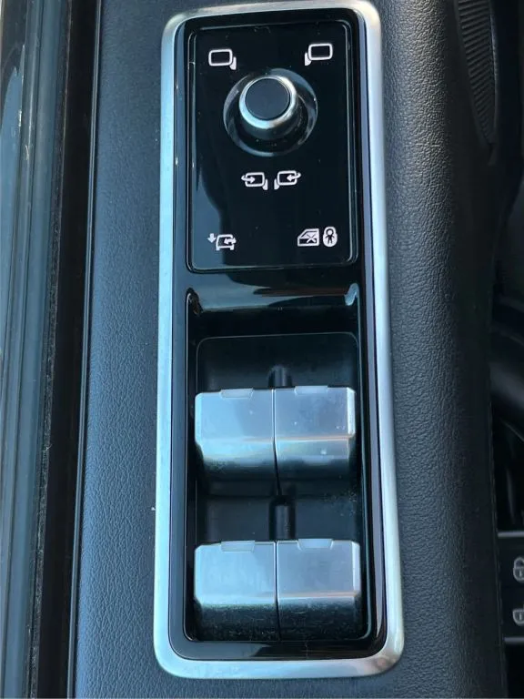 Land Rover Range Rover photo 44