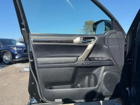 More photos of 2019 Lexus GX 460 Sport Utility 4D at Drivemax, CT