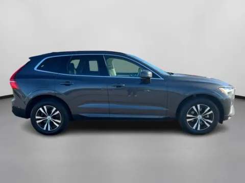 More photos of 2023 Volvo XC60 B5 Core Sport Utility 4D at Drivemax, CT