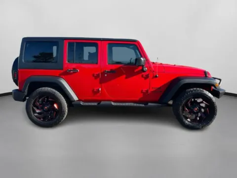 More photos of 2018 Jeep Wrangler Unlimited Sport S (JK) Sport Utility 4D at Drivemax, CT