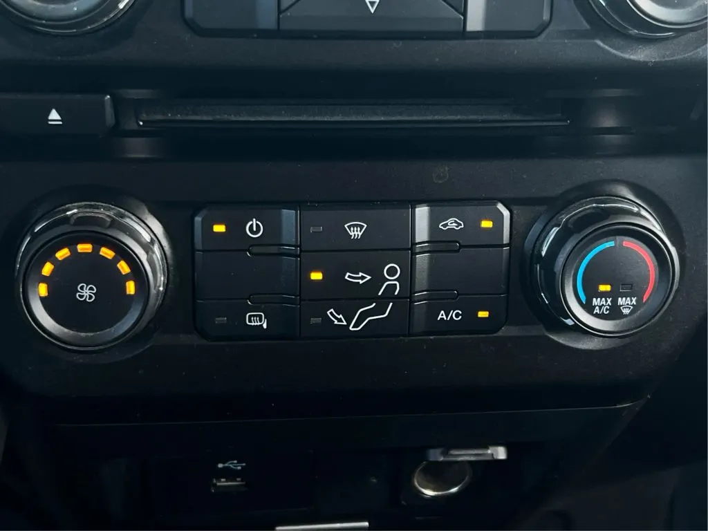 Ford F-250 photo 37
