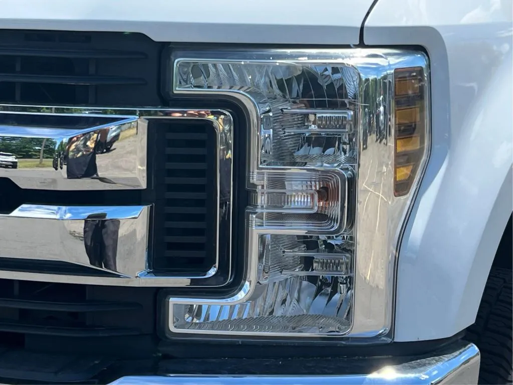 Ford F-250 photo 31