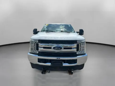 Another view of 2018 Ford F250 Super Duty Crew Cab XLT Pickup 4D 6 3/4 ft for sale in Manchester, CT at Drivemax