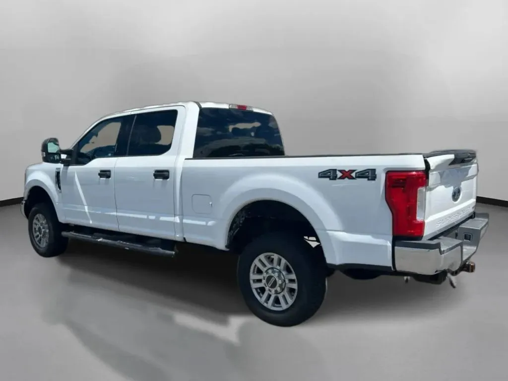 Ford F-250 photo 13