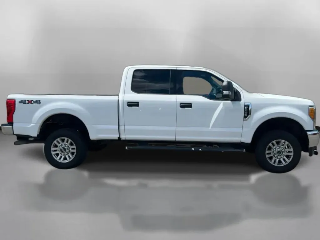 Ford F-250 photo 7