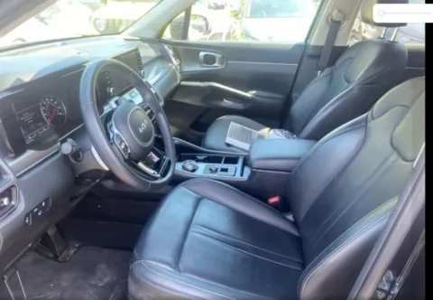 Photos of 2024 Kia Sorento Hybrid EX Sport Utility 4D for sale in Manchester, CT at Drivemax