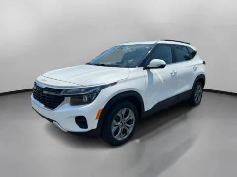 More photos of 2024 Kia Seltos S Sport Utility 4D at Drivemax, CT