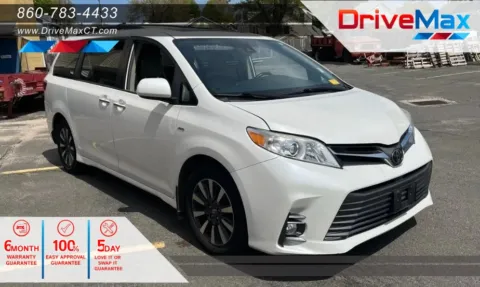 White 2019 Toyota Sienna XLE Premium Minivan 4D for sale in Manchester, CT