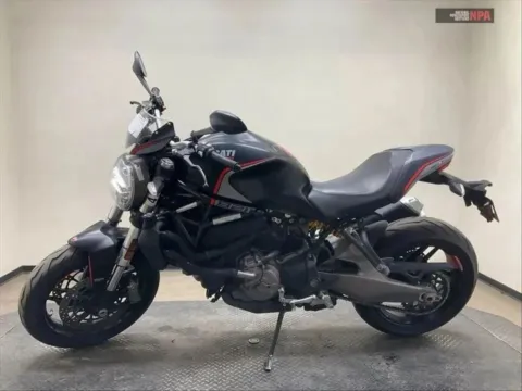 More photos of 2020 Ducati Monster 821 Stealth at Drivemax, CT