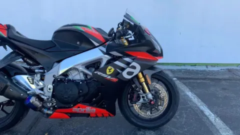 Another view of 2020 APRILIA RSV4 1100 FACTORY for sale in Manchester, CT at Drivemax