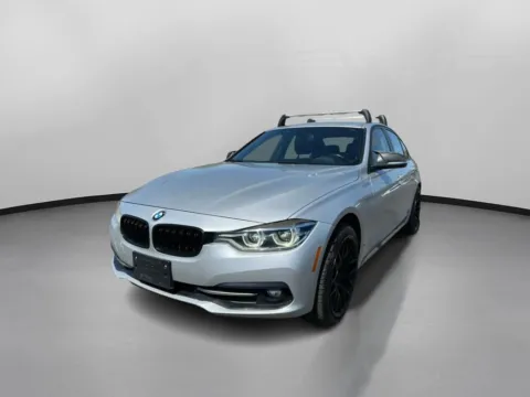 More photos of 2018 BMW 3 Series 330i xDrive Sedan 4D at Drivemax, CT