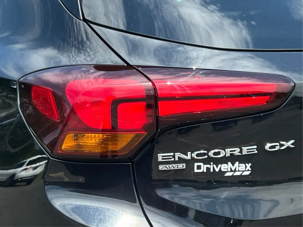 Buick Encore GX photo 33