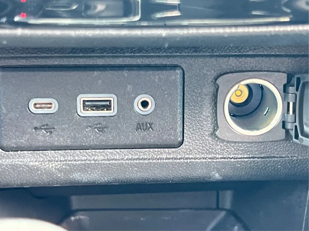 Buick Encore GX photo 42