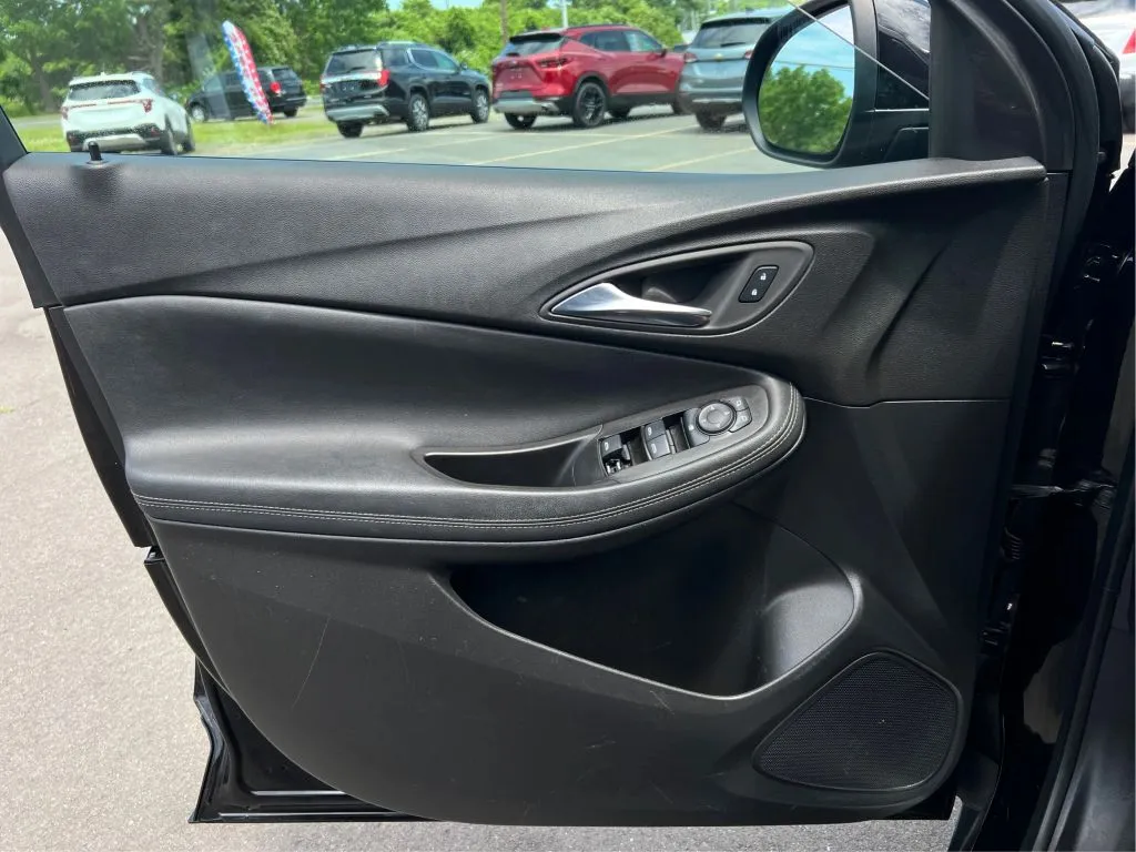 Buick Encore GX photo 26