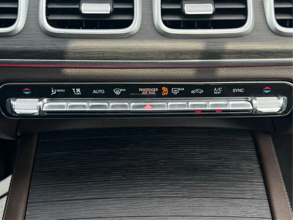 Mercedes-Benz GLE photo 40