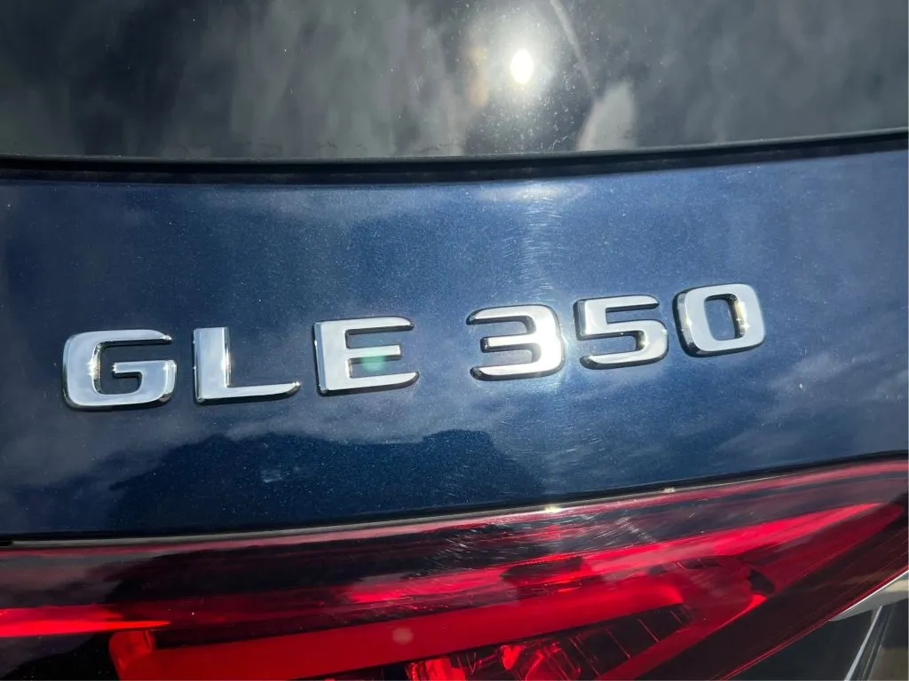 Mercedes-Benz GLE photo 30