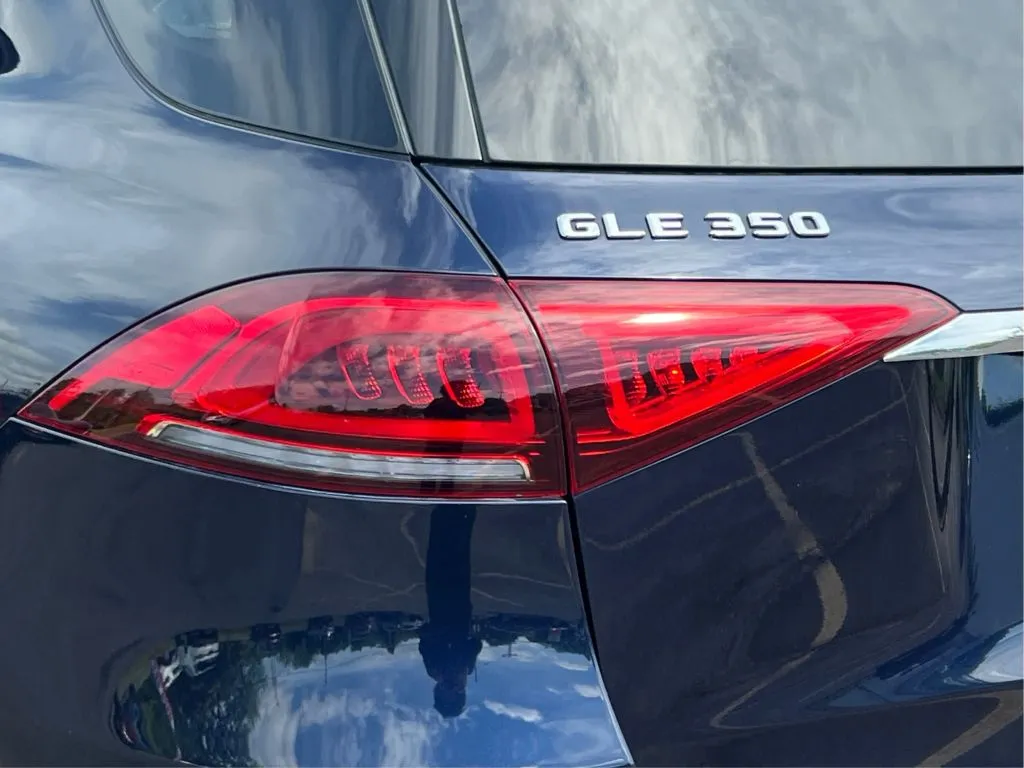 Mercedes-Benz GLE photo 34