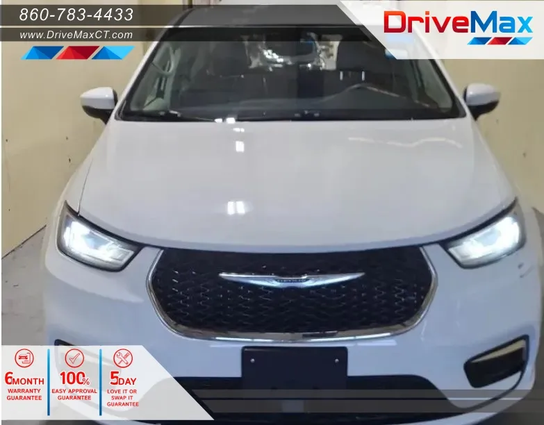 White 2023 Chrysler Pacifica Touring L Van 4D for sale in Manchester, CT