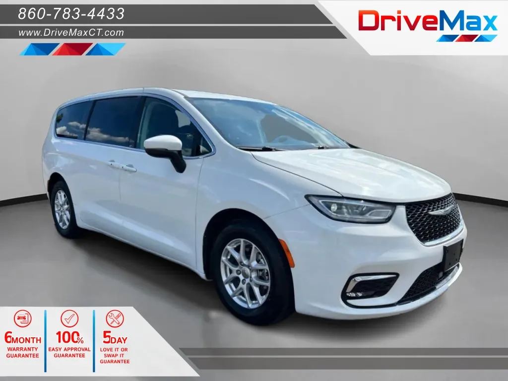 White 2023 Chrysler Pacifica Touring L Van 4D for sale in Manchester, CT