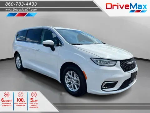 White 2023 Chrysler Pacifica Touring L Van 4D for sale in Manchester, CT