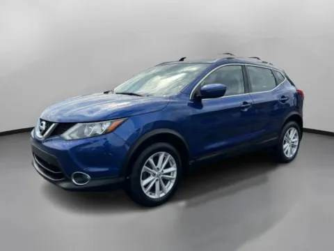More photos of 2017 Nissan Rogue Sport SV Sport Utility 4D at Drivemax, CT
