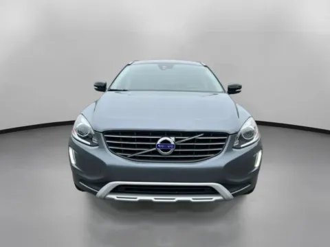 Photos of 2017 Volvo XC60 T6 Dynamic Sport Utility 4D for sale in Manchester, CT at Drivemax