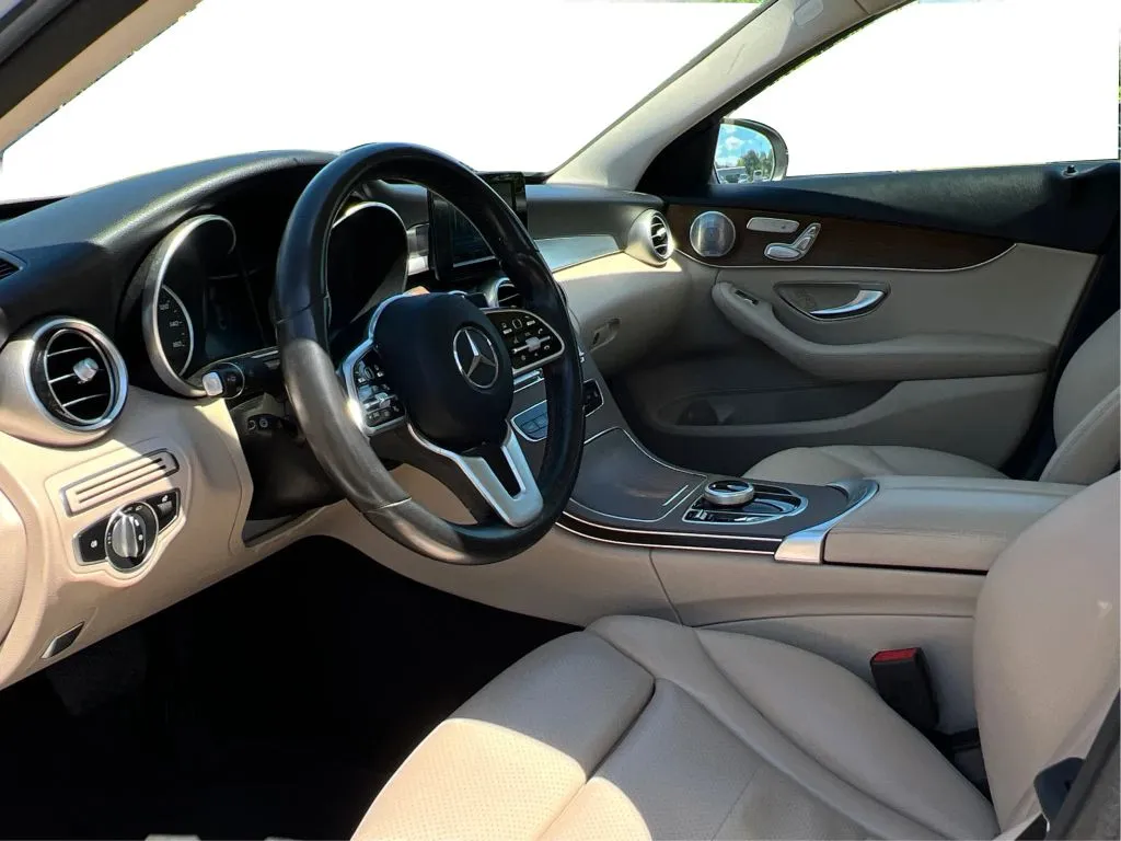 Mercedes-Benz C-Class photo 16
