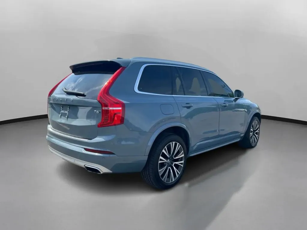 Volvo XC90 photo 9