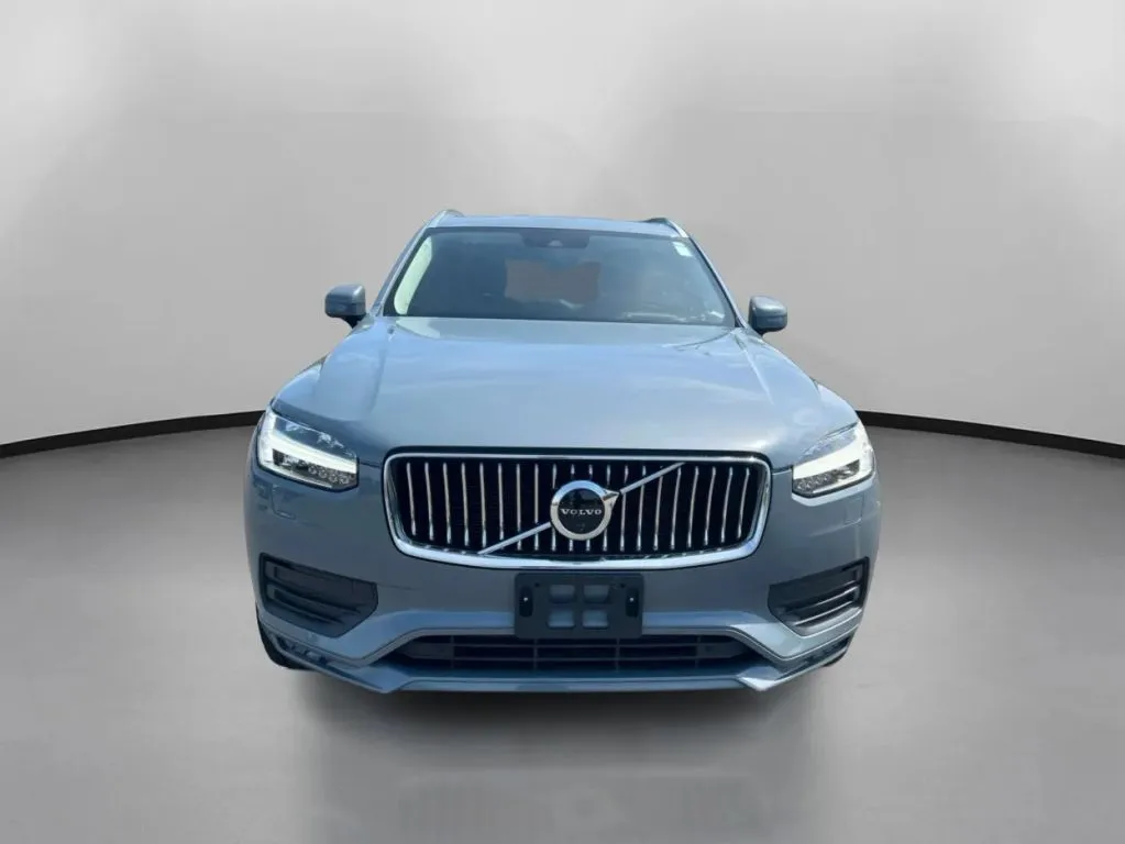 Volvo XC90 photo 3