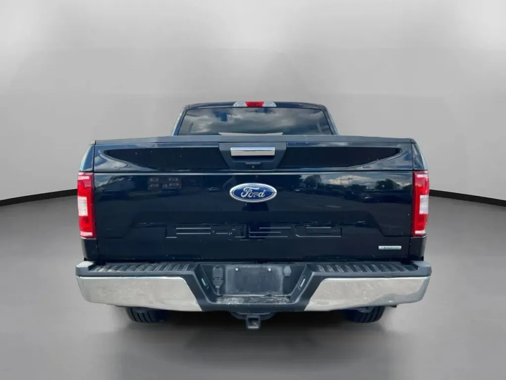 Ford F-150 photo 11
