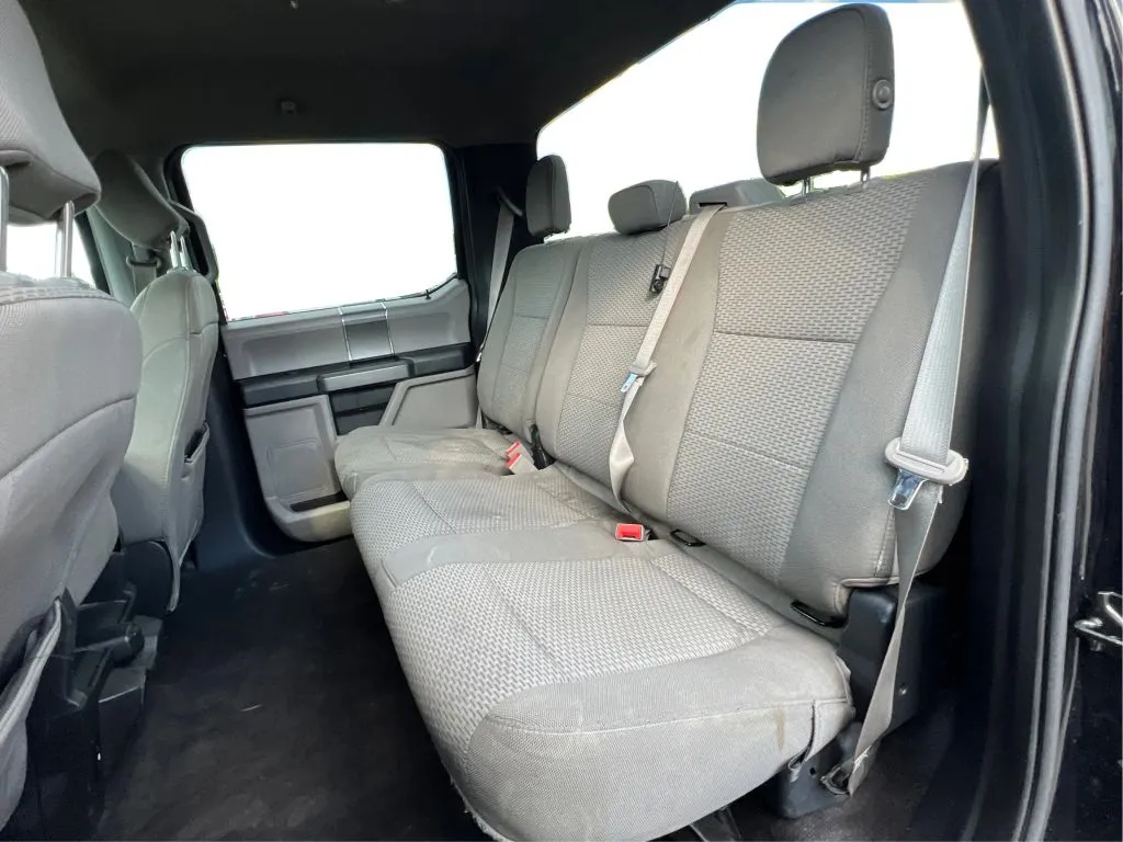 Ford F-150 photo 17