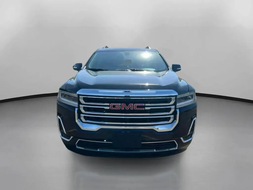GMC Acadia photo 3