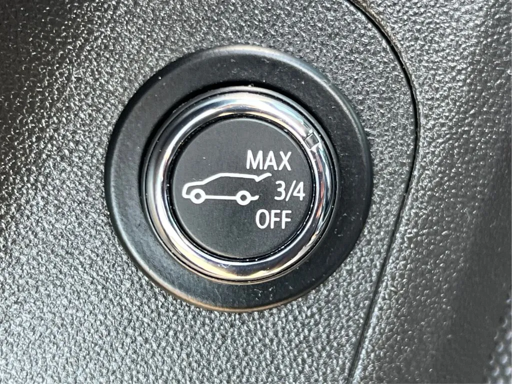 GMC Acadia photo 36
