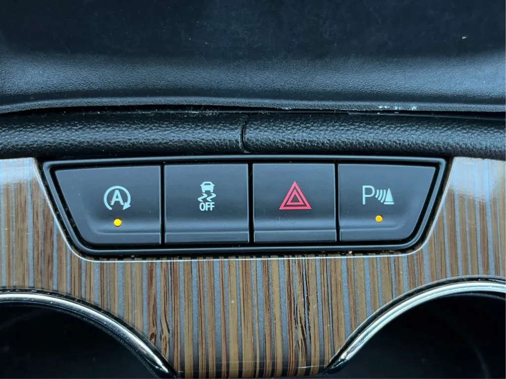 GMC Acadia photo 48