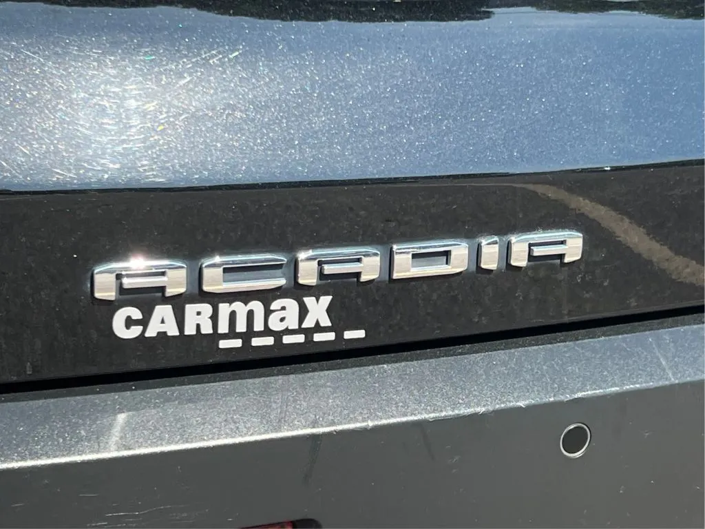GMC Acadia photo 30