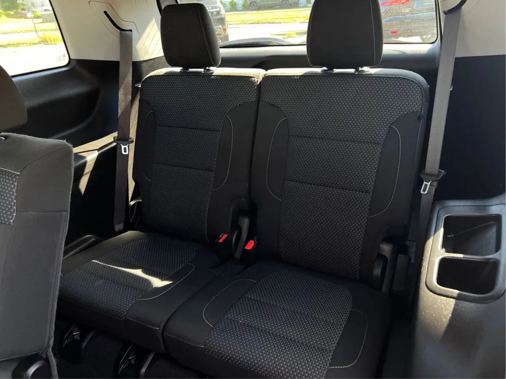 GMC Acadia photo 47