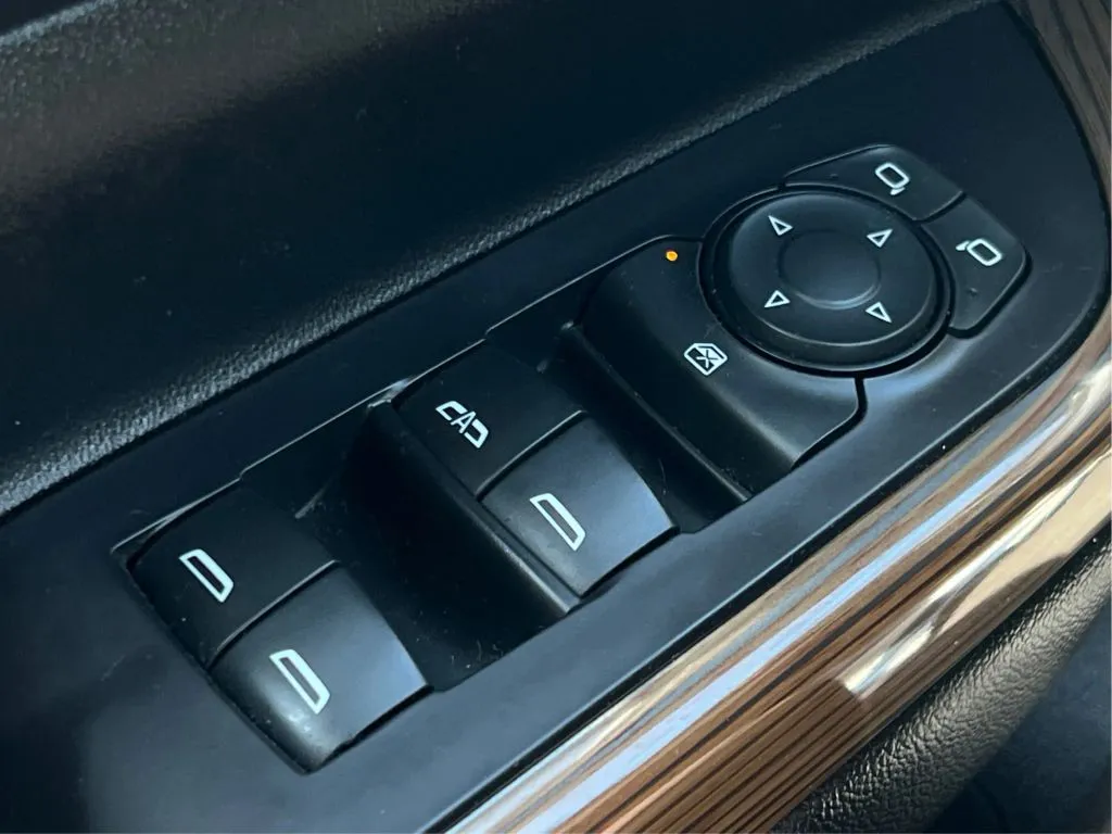 GMC Acadia photo 46
